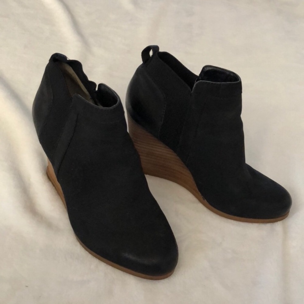 Black wedge booties